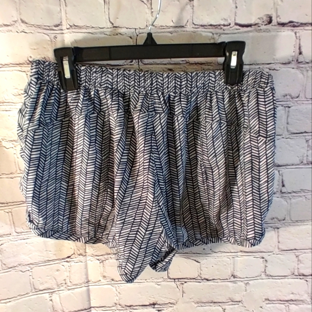 Athleta Tropic Stellar Navy Shorts Med - Picture 2 of 16